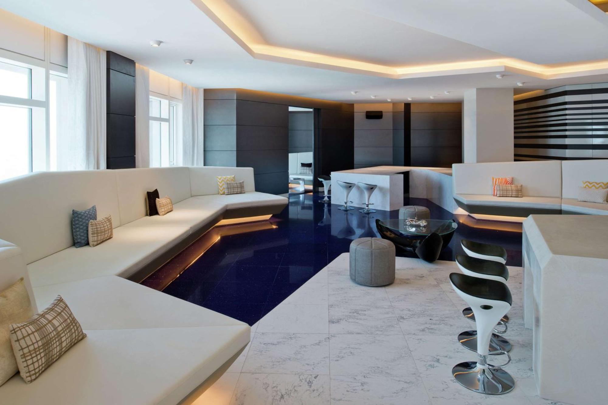 V Hotel Dubai, Curio Collection By Hilton Exteriör bild The interior of a suite at the Mandarin Oriental, Munich