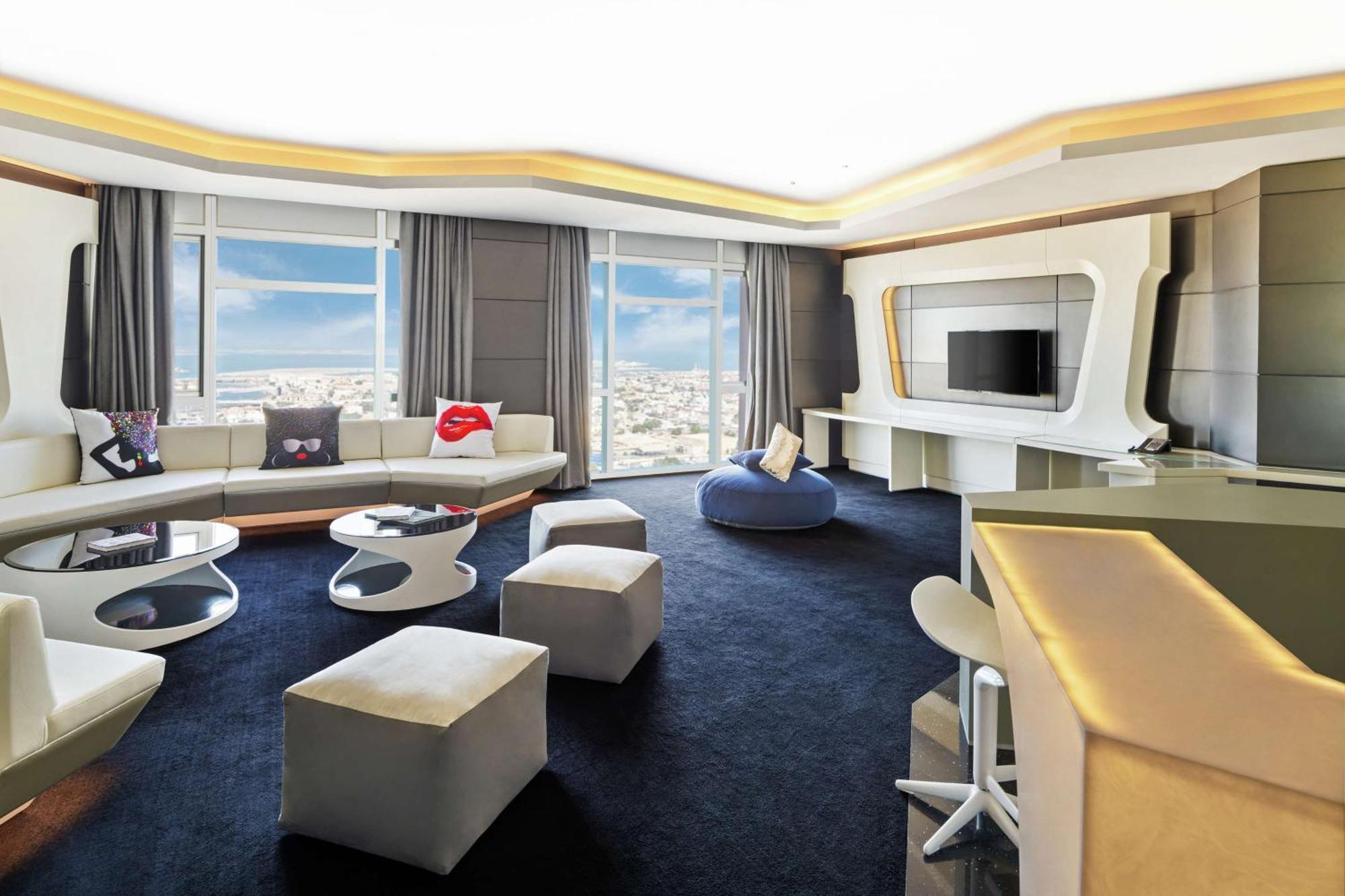 V Hotel Dubai, Curio Collection By Hilton Exteriör bild Suite