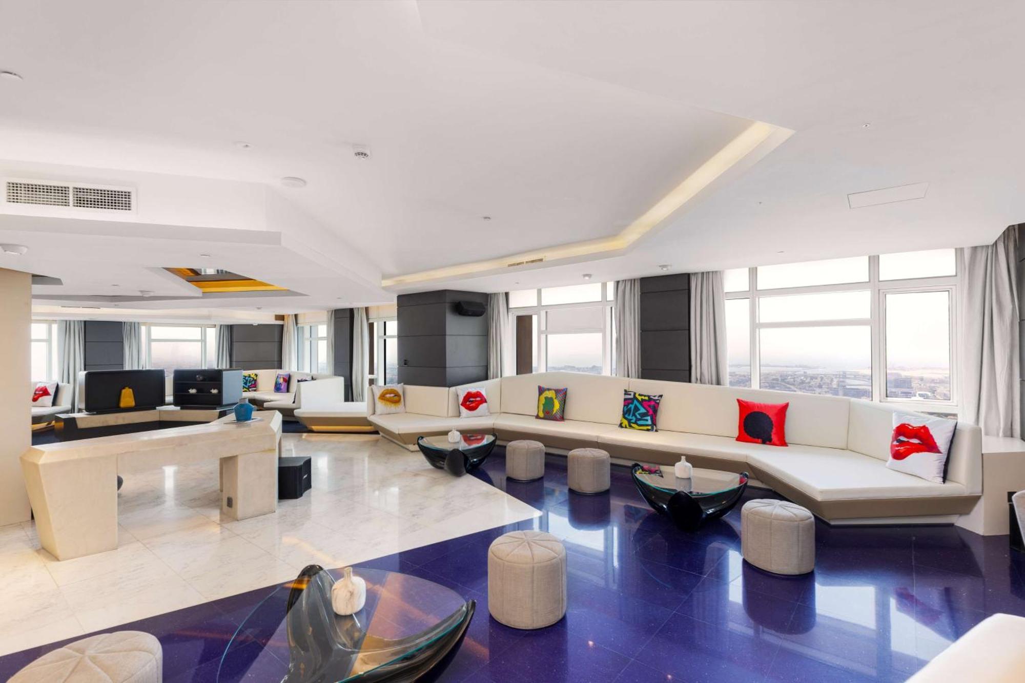 V Hotel Dubai, Curio Collection By Hilton Exteriör bild